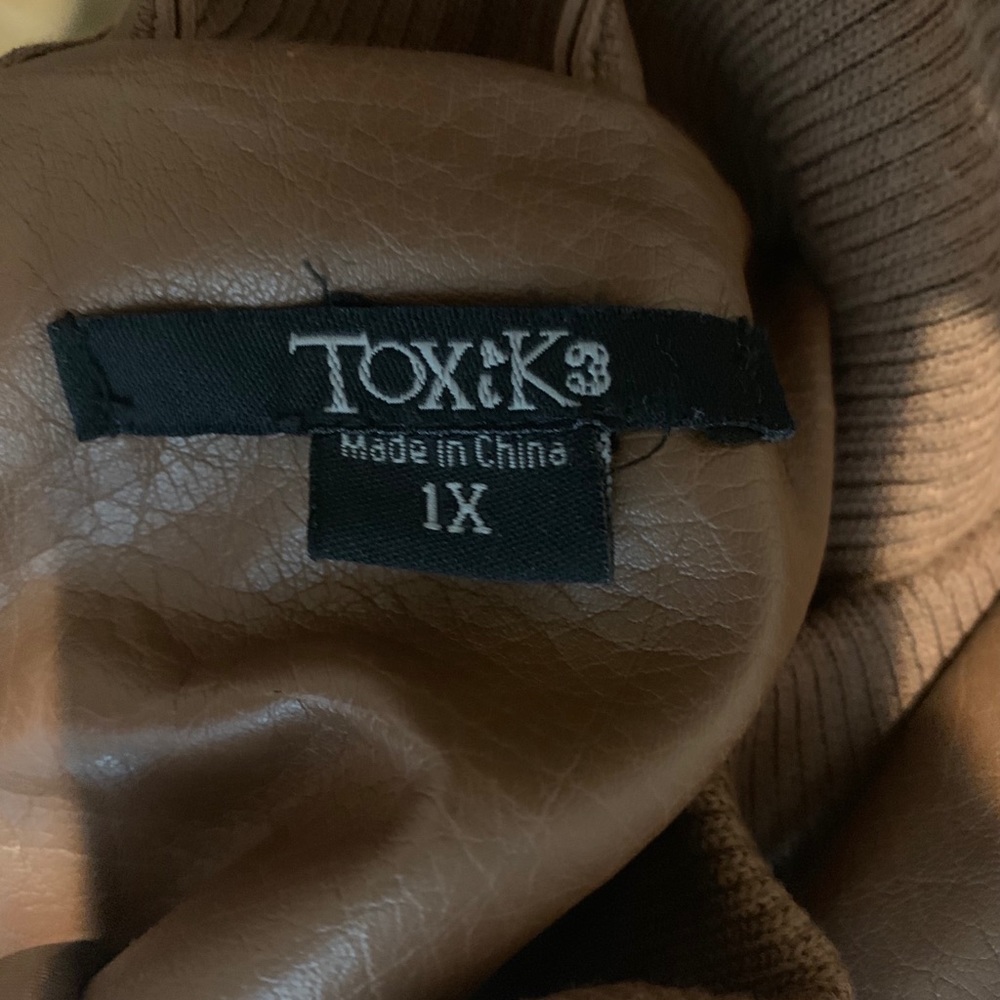 Jacket - Picture 4 of 4